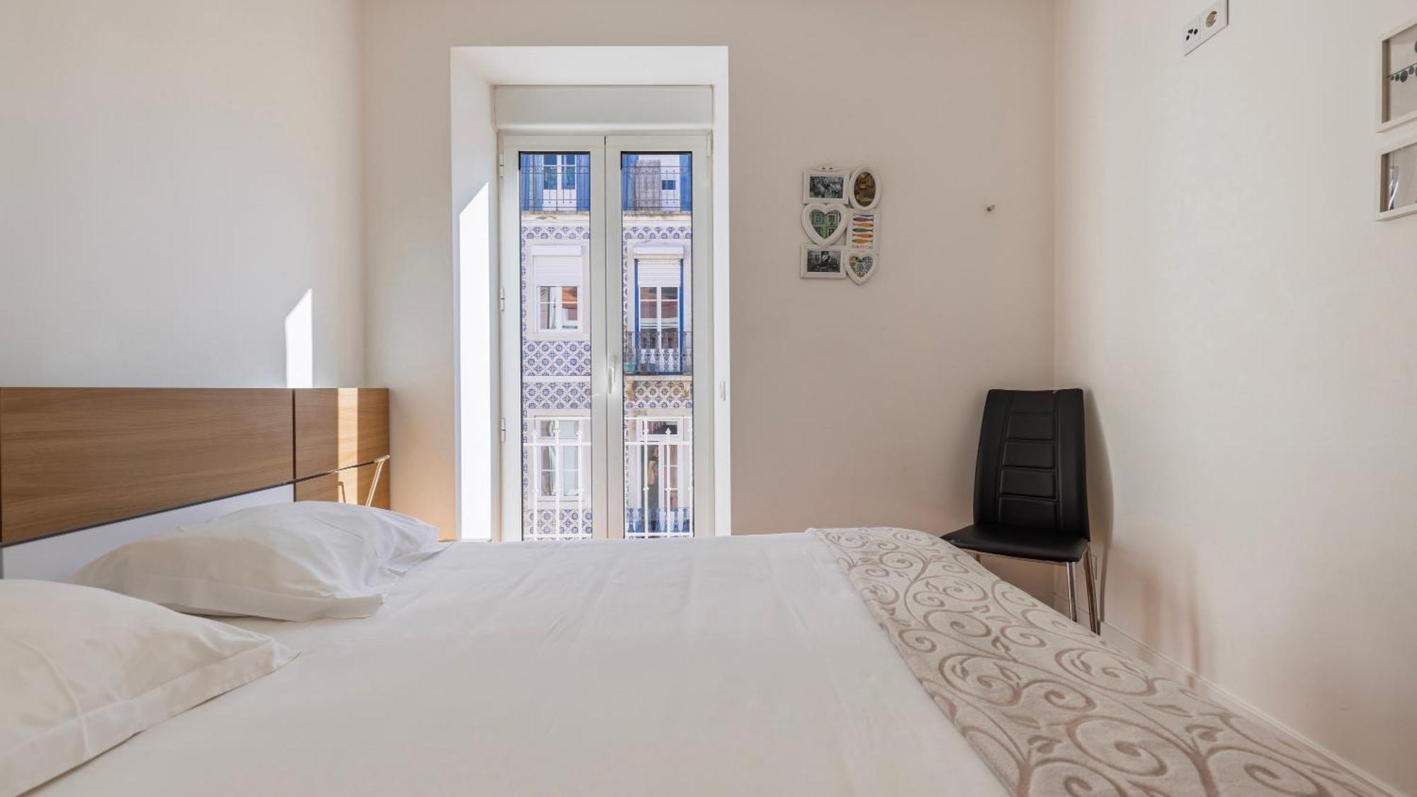 Comfort & Bright Apartment By Lovelystay Lisboa Kültér fotó